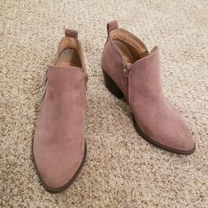 American eagle ankle booties